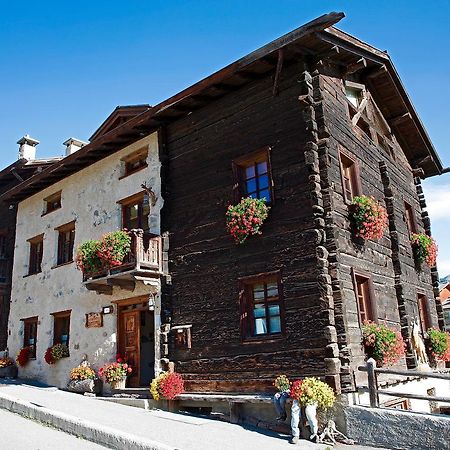 Bait Vegl Apartamento Livigno Exterior foto