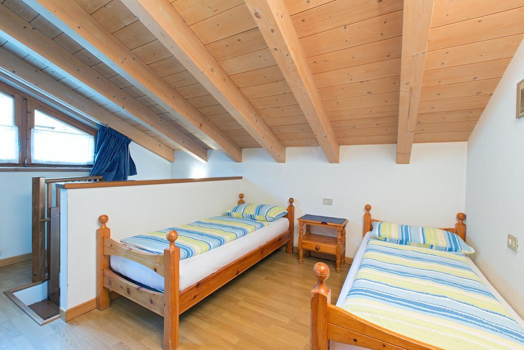 Bait Vegl Apartamento Livigno Quarto foto