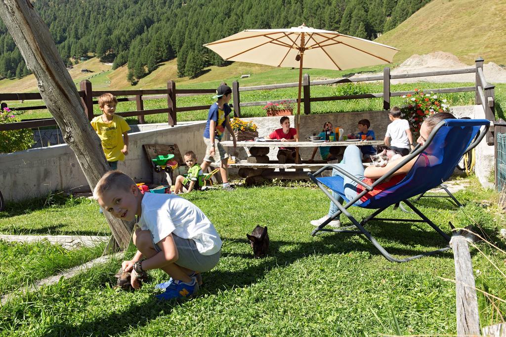 Bait Vegl Apartamento Livigno Exterior foto