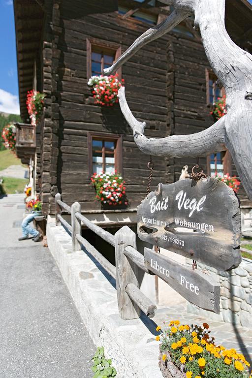Bait Vegl Apartamento Livigno Exterior foto